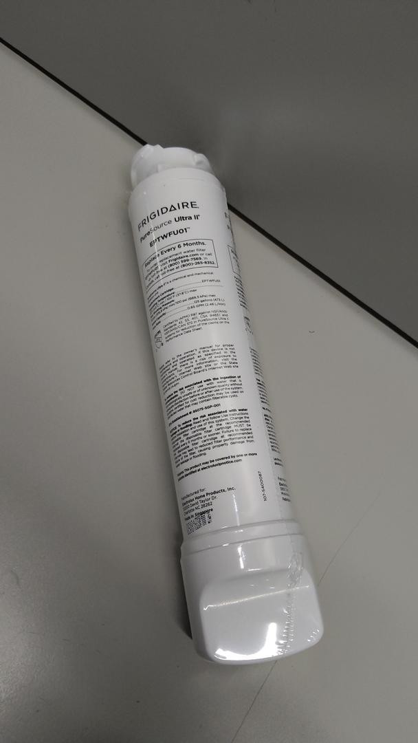 Frigidaire EPTWFU01 PureSource Ultra II Refrigerator Water Filter 1 Count, White