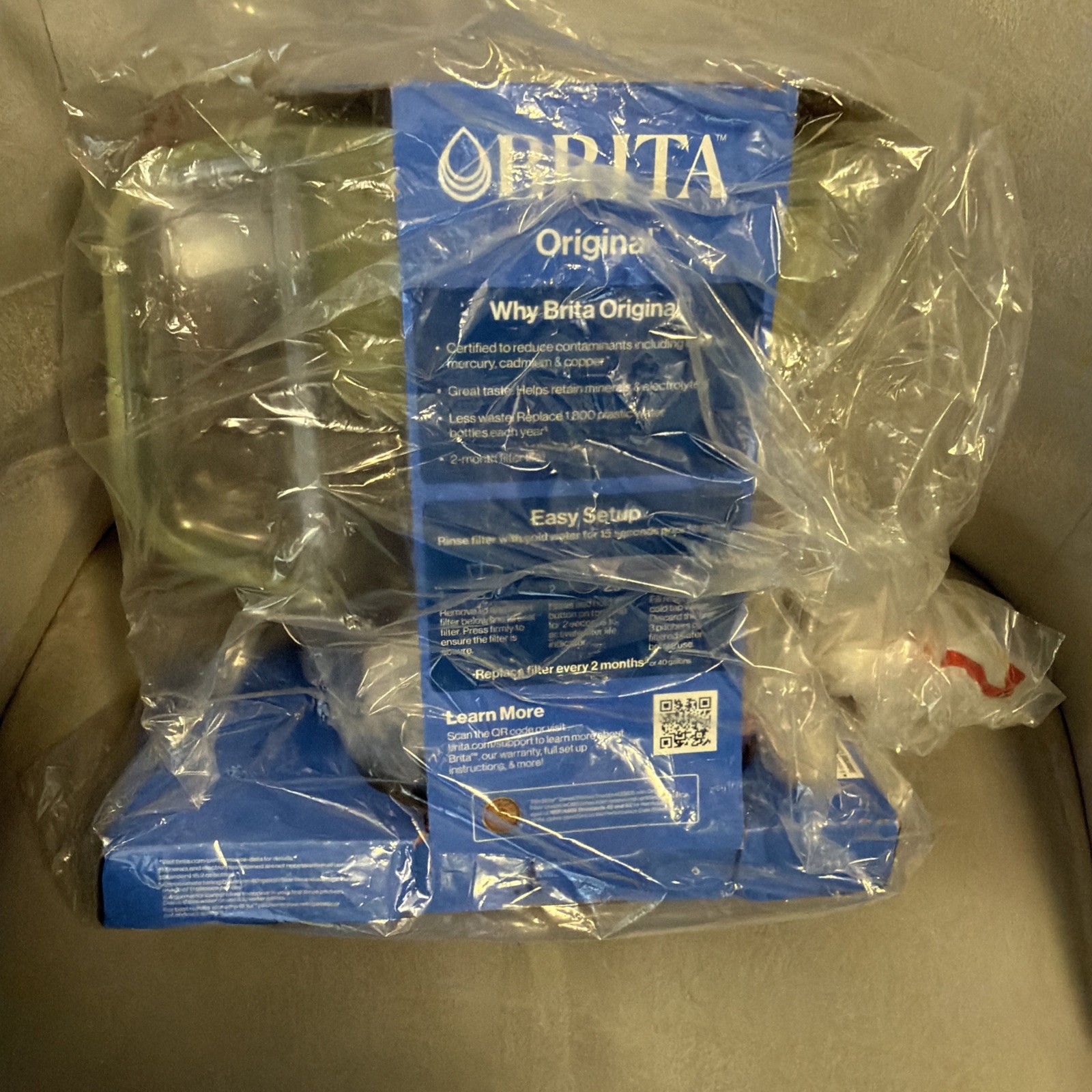 NEW Brita Walter Pitcher (Green) + Filter (NO ORIGINAL PACKAGING)