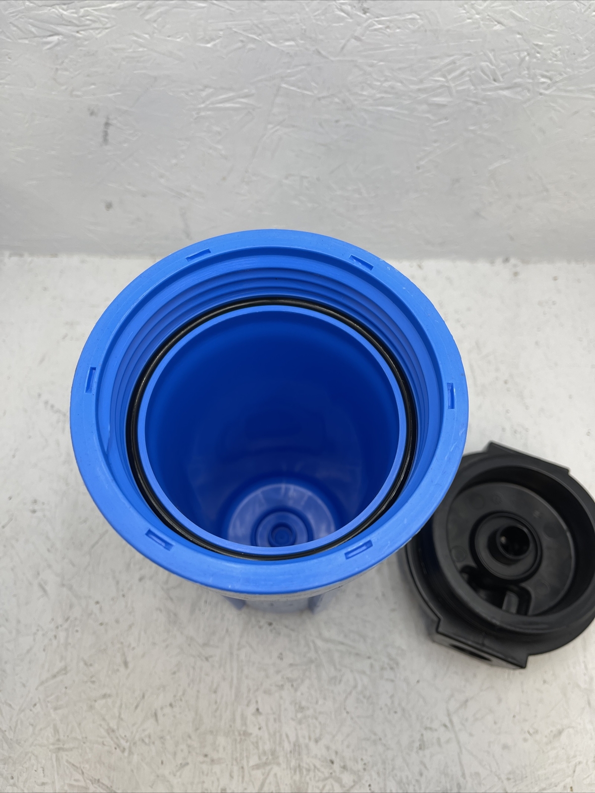 Standard 10” x 2.5” Housing 1”