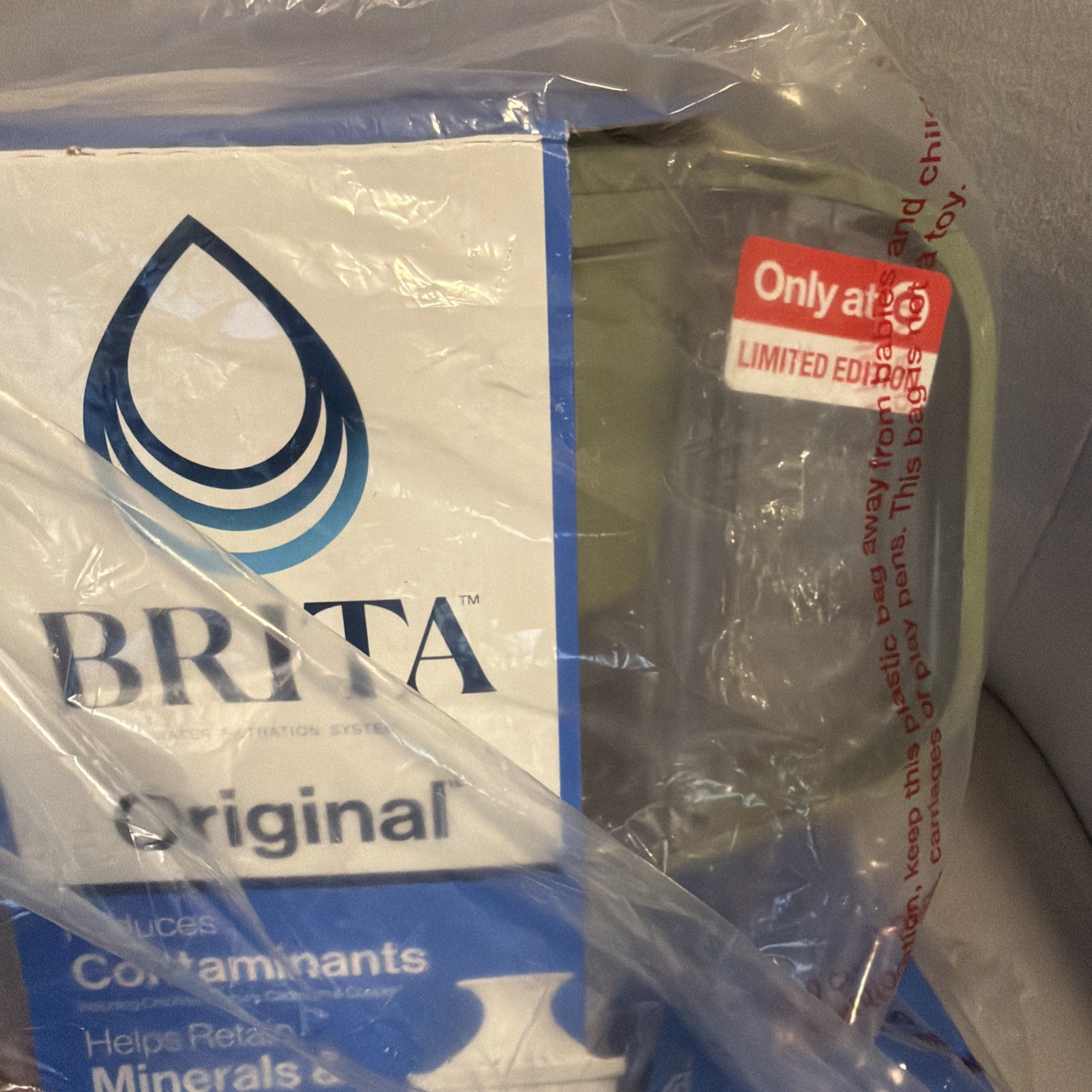NEW Brita Walter Pitcher (Green) + Filter (NO ORIGINAL PACKAGING)