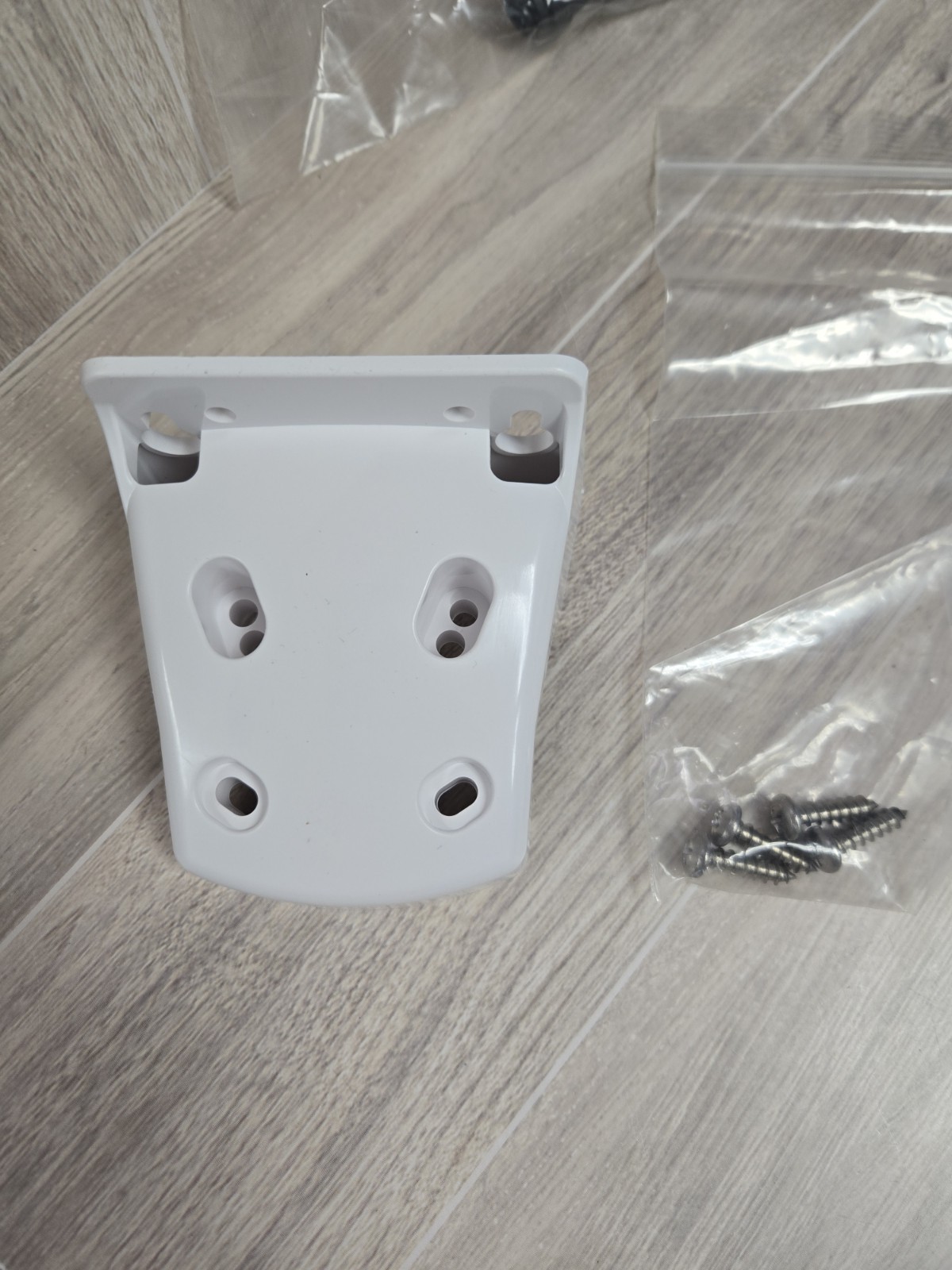 OMNIPURE Water Filter Kit For Plumbed Keurig Brewers KQ8-A (5572)
