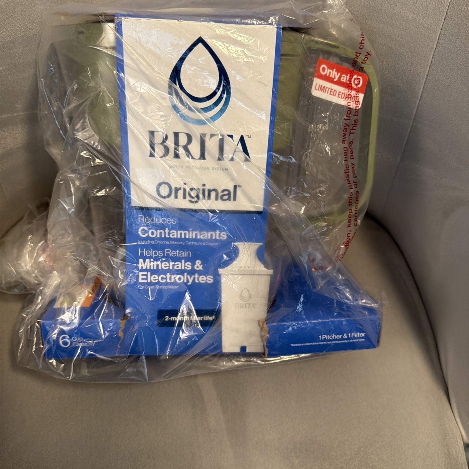 NEW Brita Walter Pitcher (Green) + Filter (NO ORIGINAL PACKAGING)