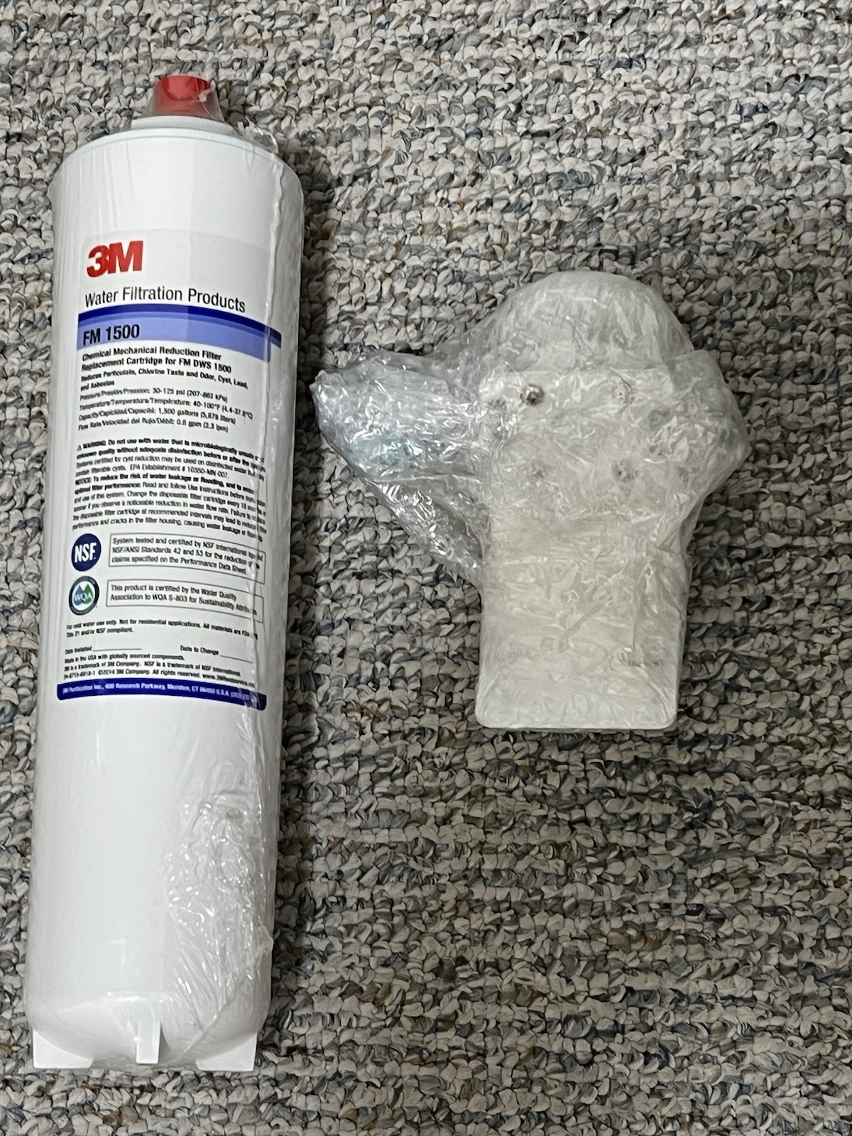 3M FM 1500 Water Filter Cartridge 47-5574704 & Filter Head