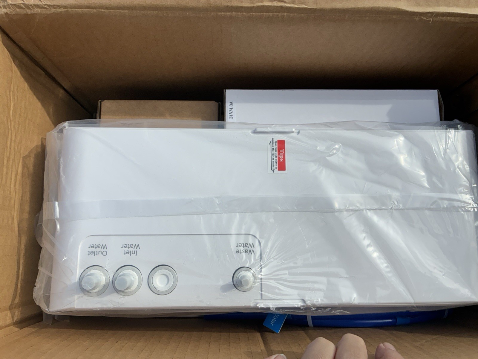 New. SimPure Q3-600T 600GPD 8-Stage Tankless RO System