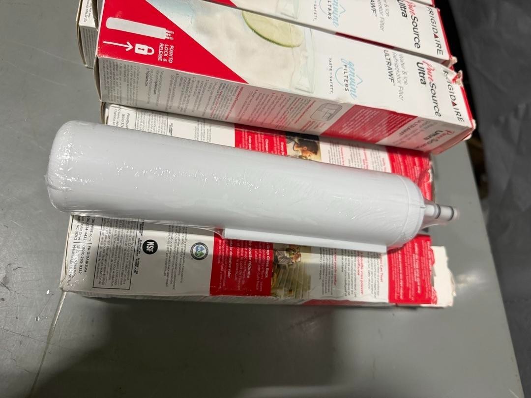8X Frigidaire WF3CB Pure Source 3 Refrigerator Ice & Water Filter-New oPEN BIX