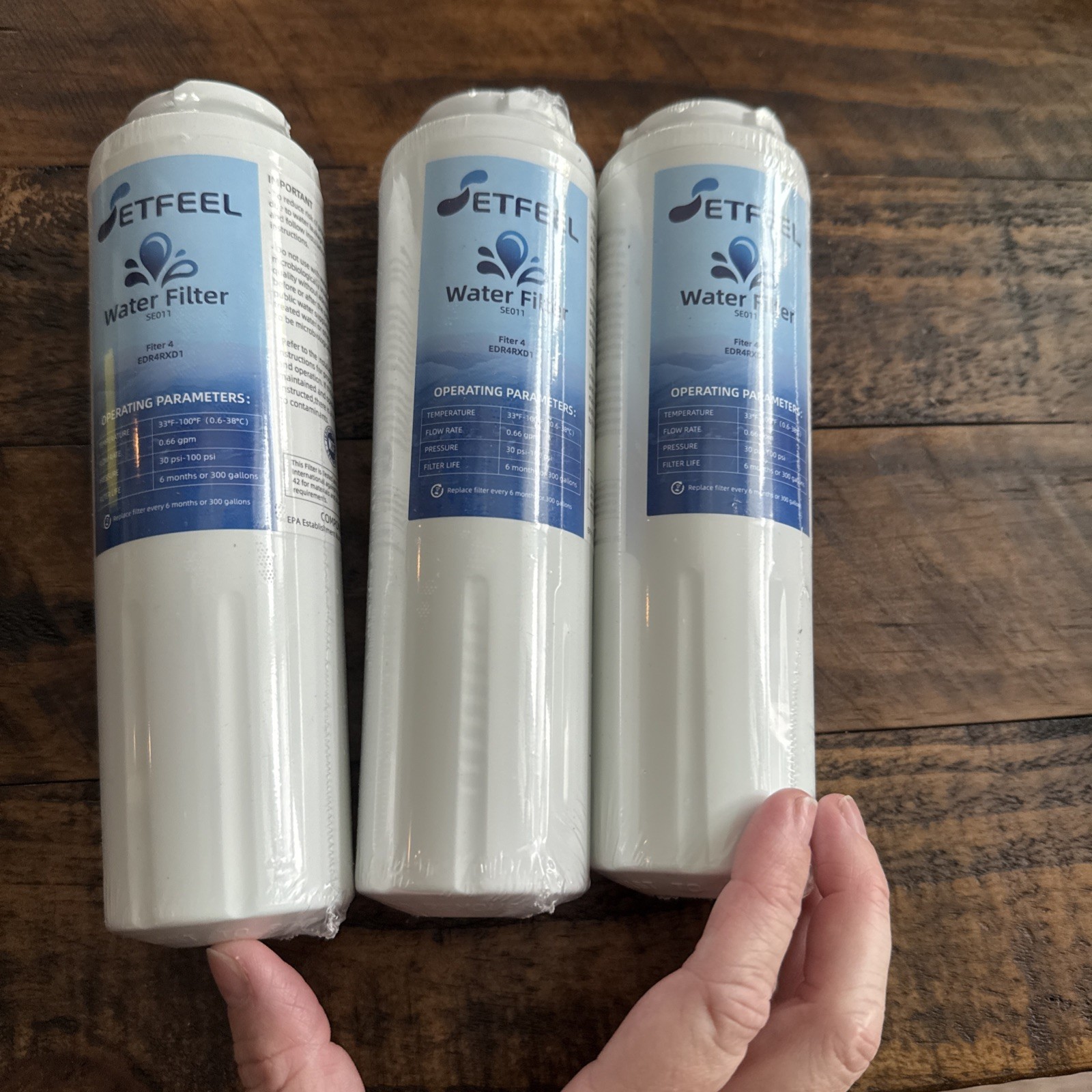 3 Pack SETFEEL water filter replacements for Bosch and Thermador refrigerators.
