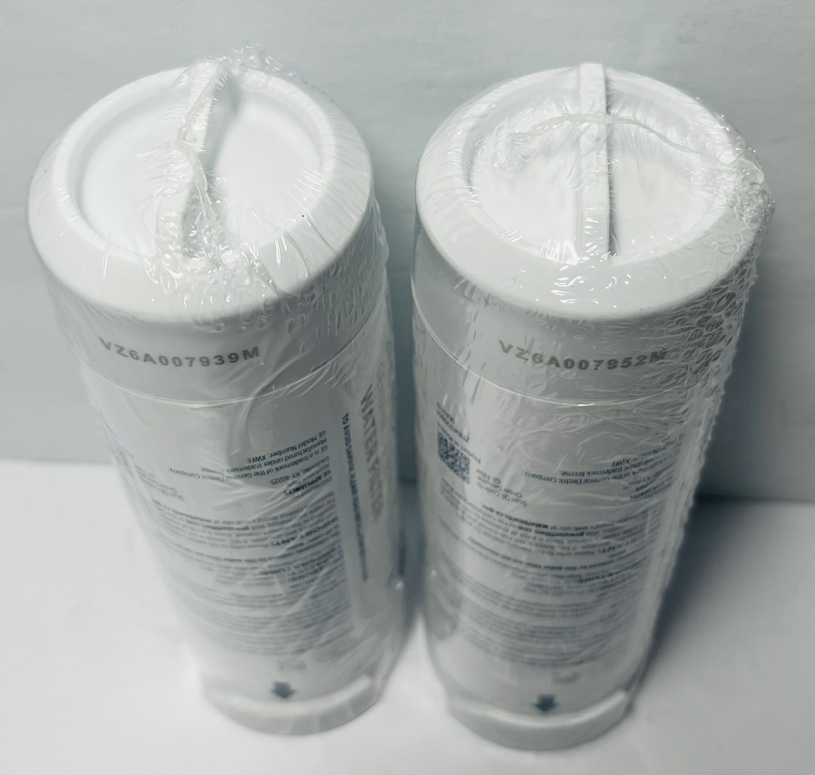 Lot of 2 Genuine GE Sealed XWFE Refrigerator Water Filter Filters No Chip READ