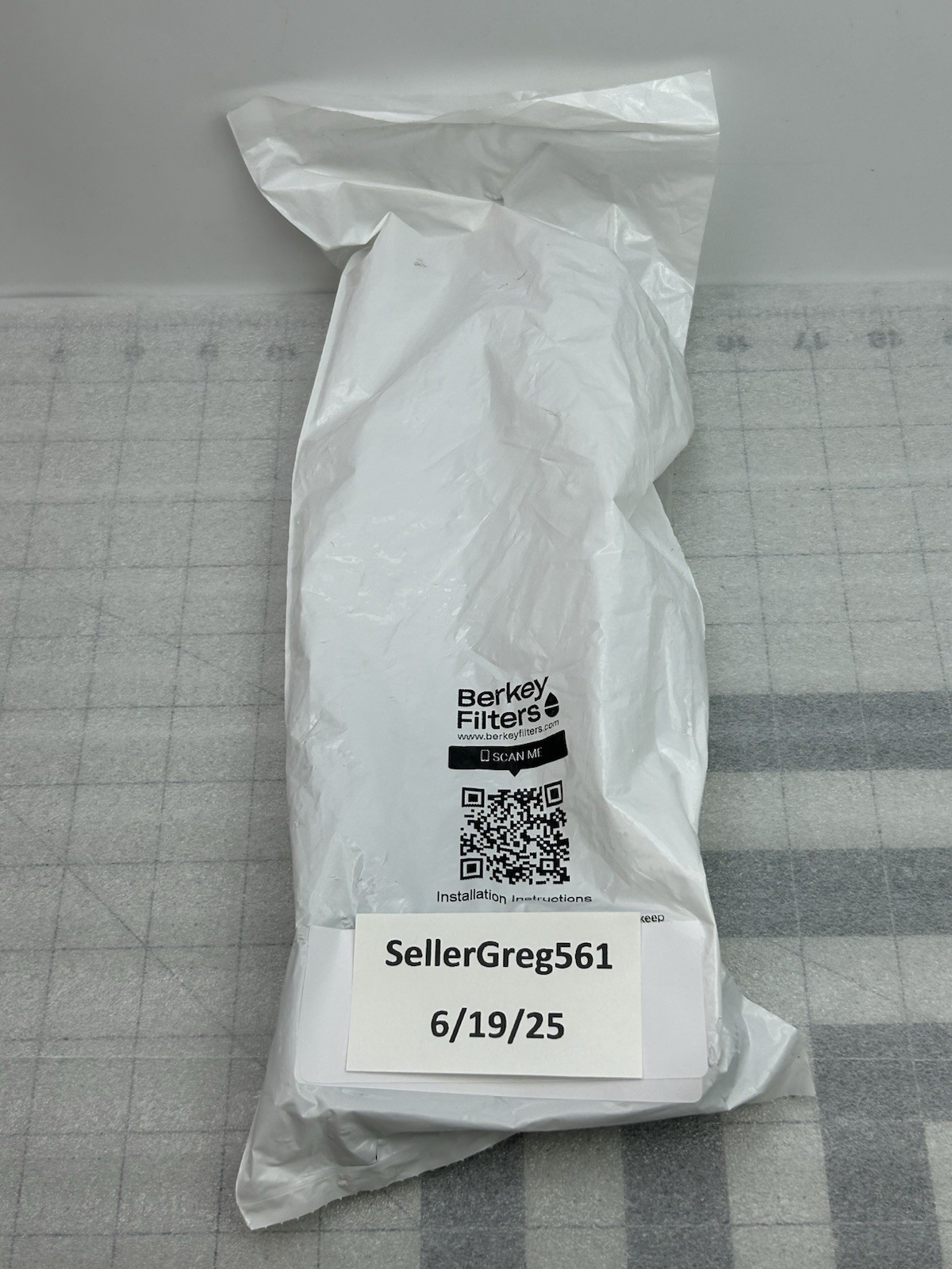 Berkey Sight Glass Spigot 8 in for for Royal Berkey Gravity-Fed Water Systems