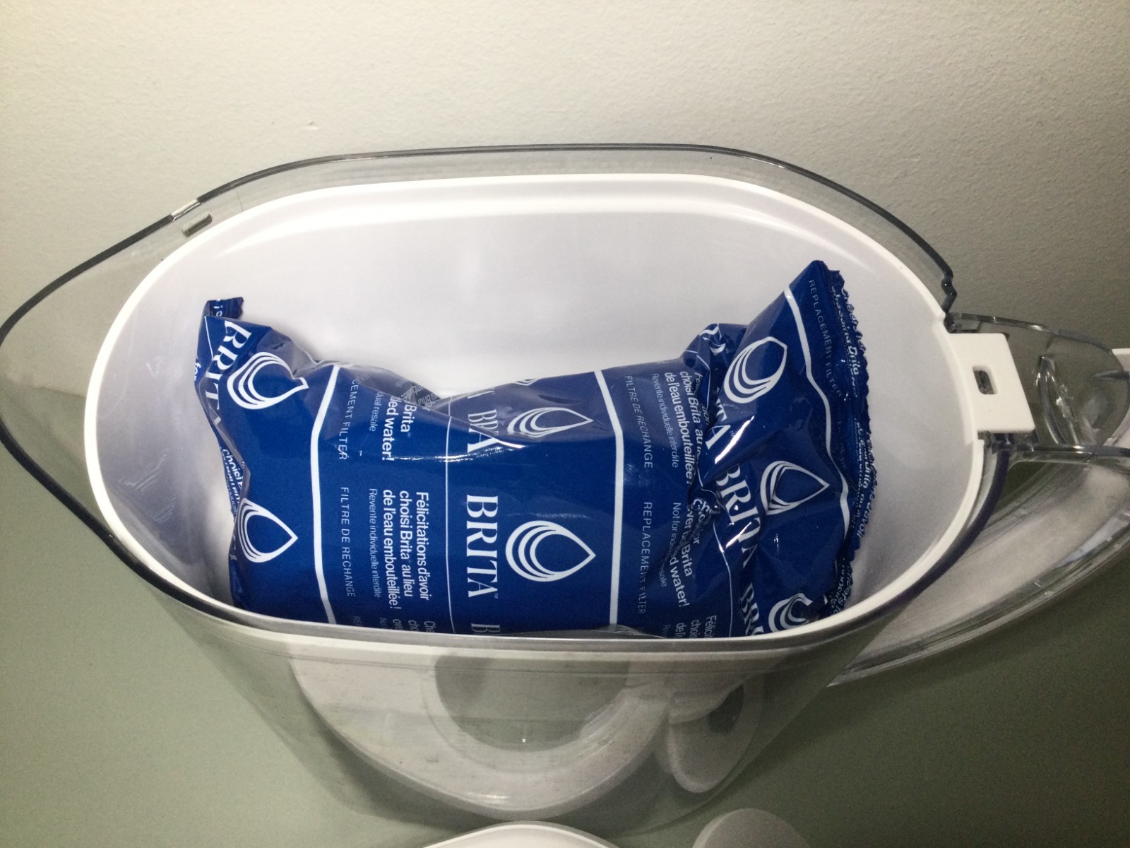 Brita Metro Water Filter Pitcher 6 Cup BPA-Free + 1 Brita Filter OPEN BOX