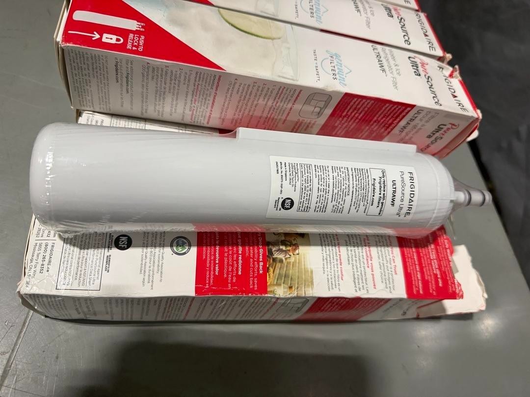8X Frigidaire WF3CB Pure Source 3 Refrigerator Ice & Water Filter-New oPEN BIX