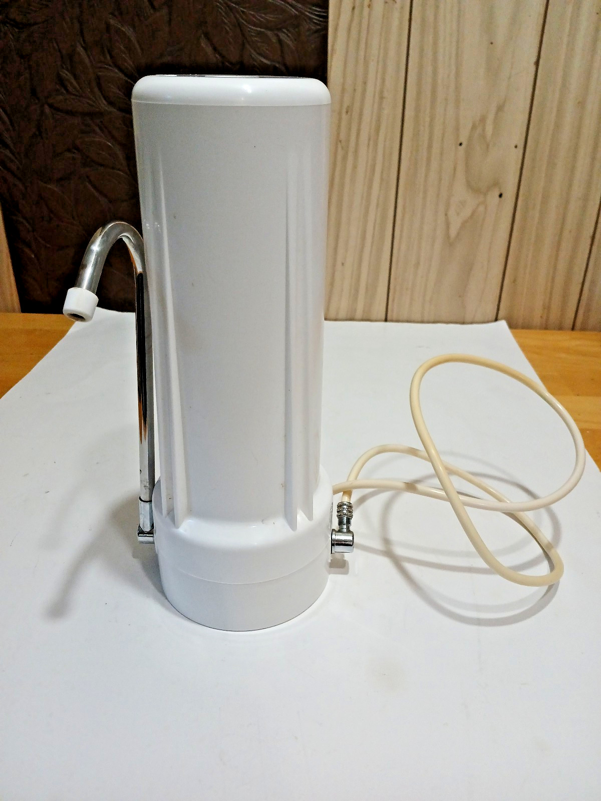 PRE-OWNED. NEW WAVE ENVIRO 10 STAGE PLUS WATER FILTER SYSTEM. NEW GASKET.