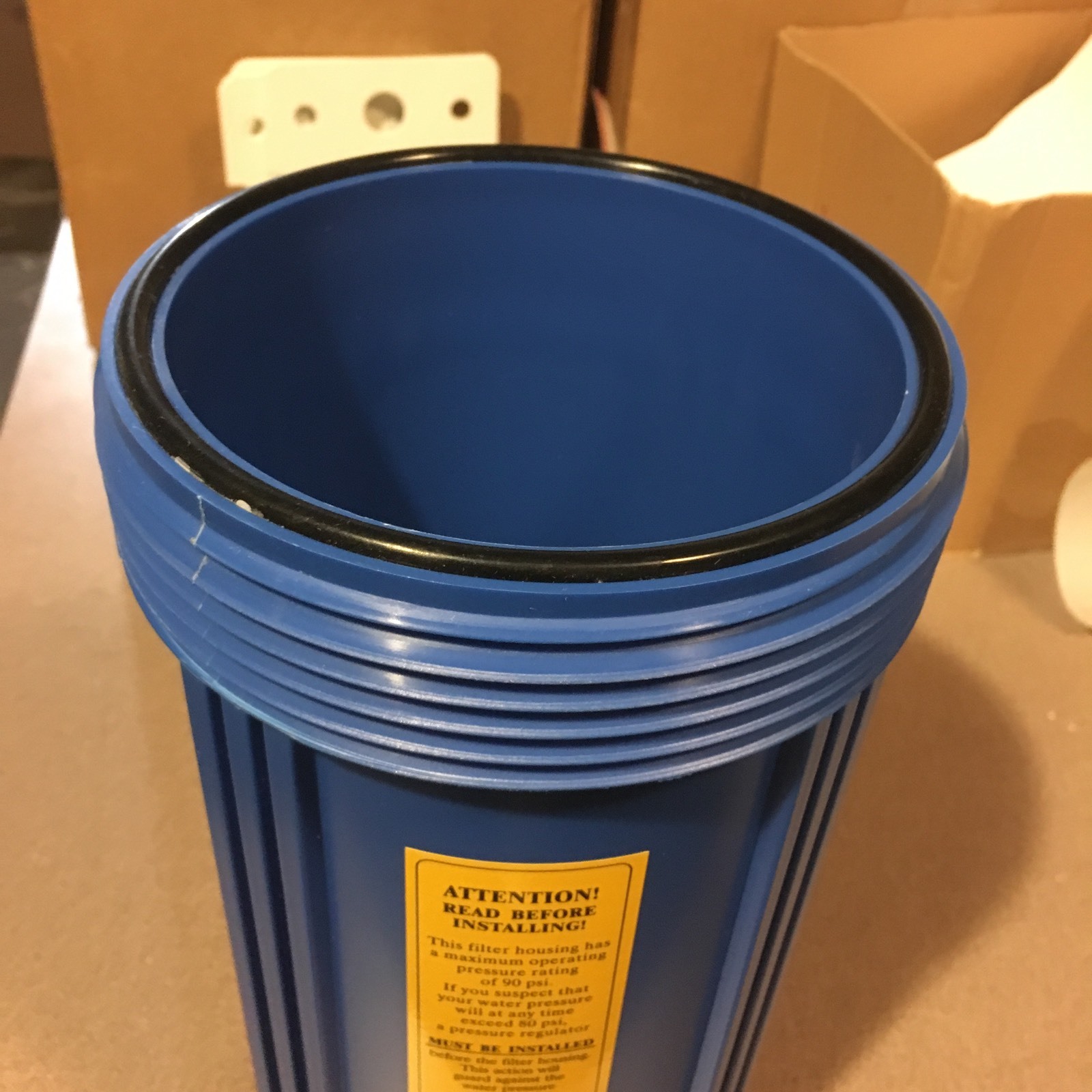 Big Blue 10″ Whole House Water Filter System (3/4″ Port)+Mounting Bracket+Filter