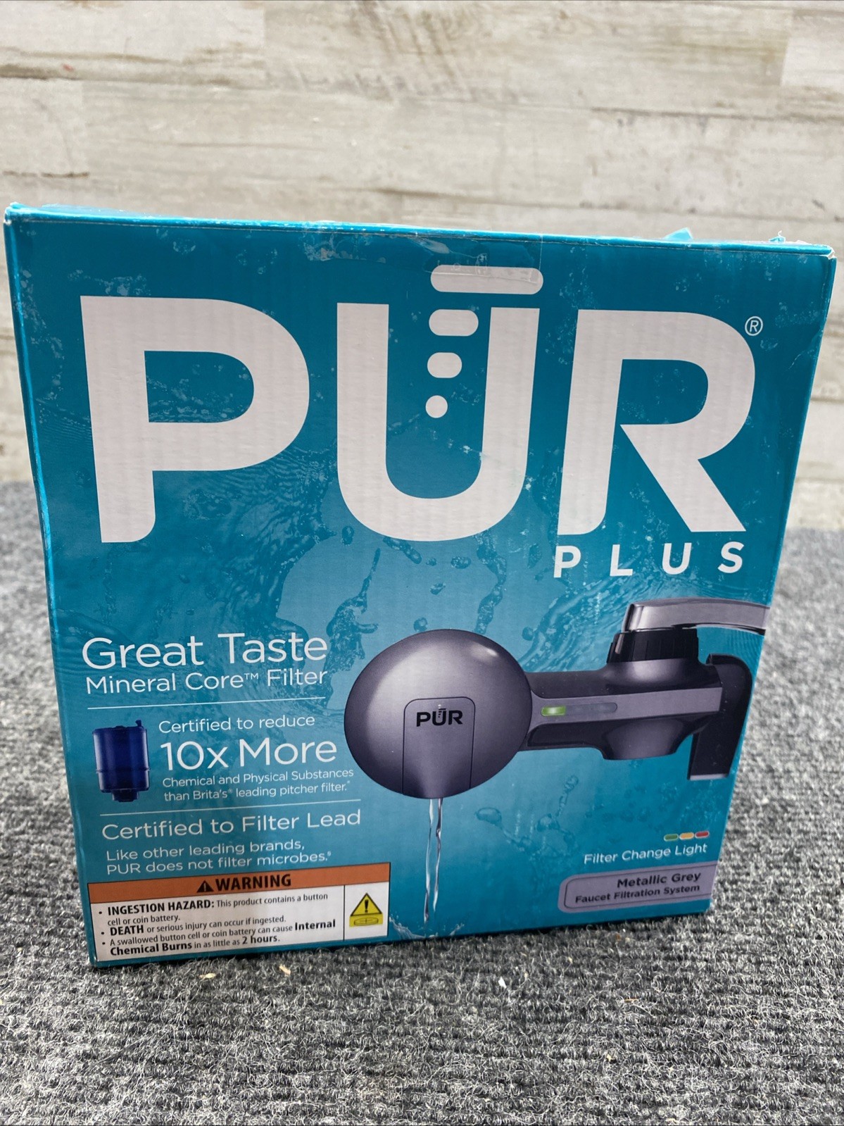 PUR PLUS Faucet Filtration System – Metallic Gray (PFM350V)
