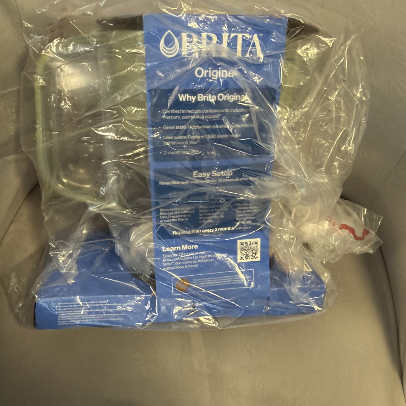 NEW Brita Walter Pitcher (Green) + Filter (NO ORIGINAL PACKAGING)