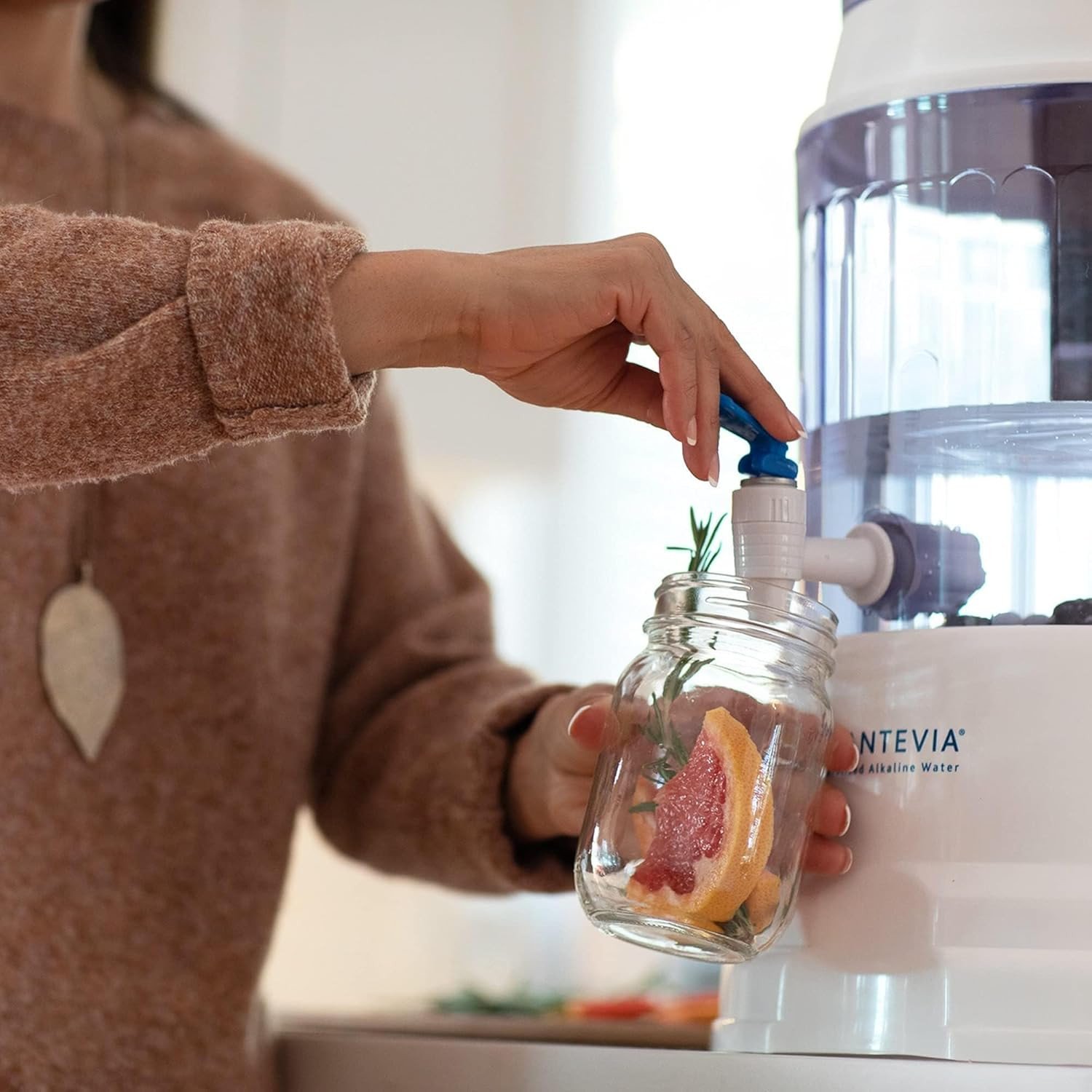 Alkaline Gravity Water Filter | Removes Chlorine & Fluoride | Countertop Model