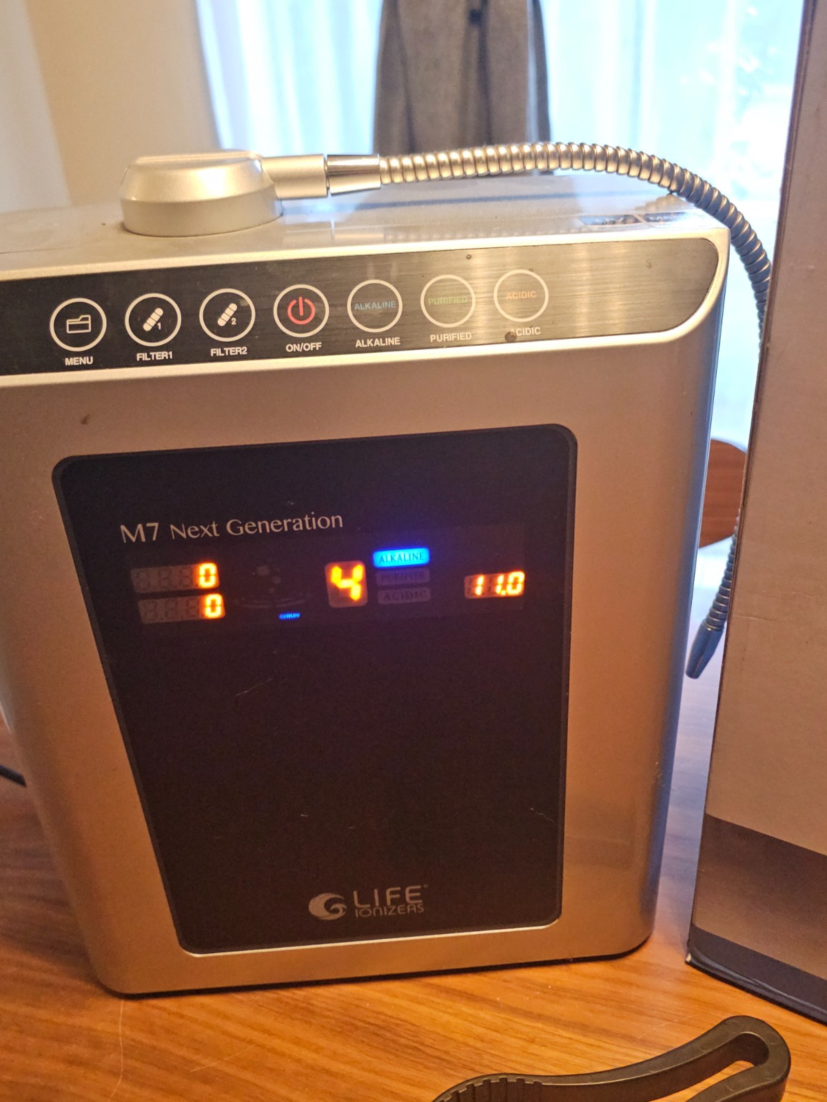 Life Ionizers M7 Next Generation Alkaline Water Ionizer – Premium System
