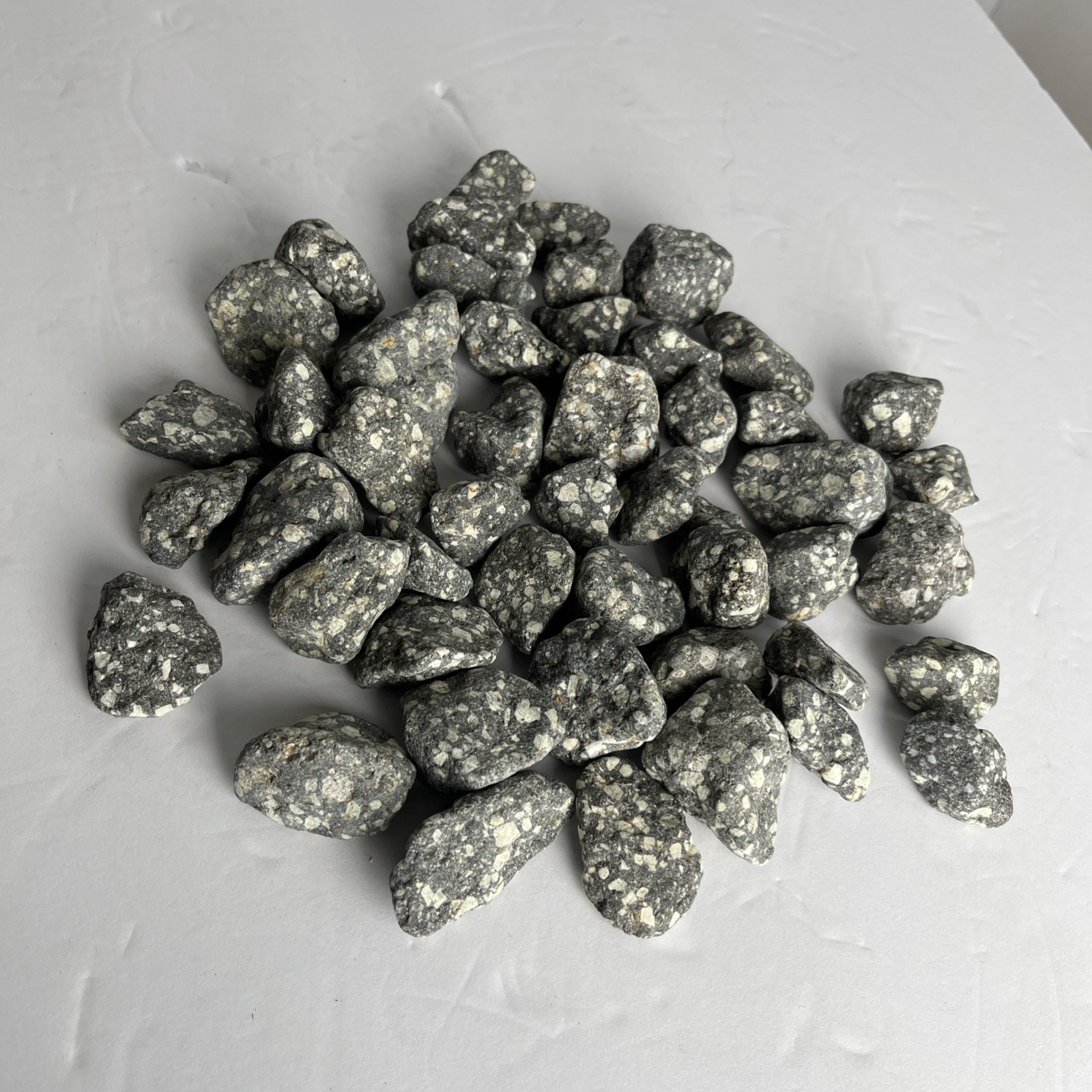 Nikken PiMag Aqua Pour Mineral Stones 1360 – (50 Stones – 2 lb 4oz)