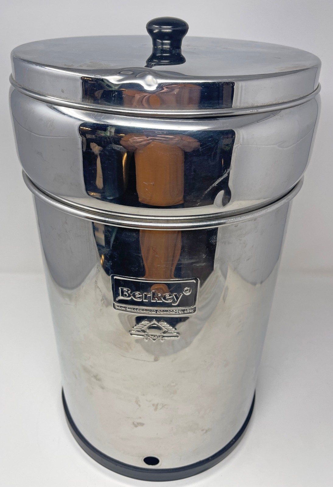 Imperial Berkey 4.5 Gallon Gravity Fed Water Filtration System No Filters Used