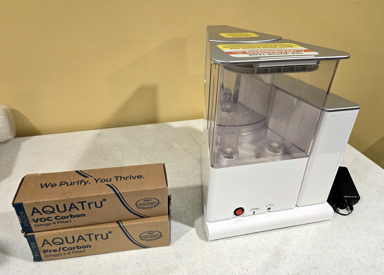 AquaTru Classic Reverse Osmosis Water Purifier System AT2010 with new Filters