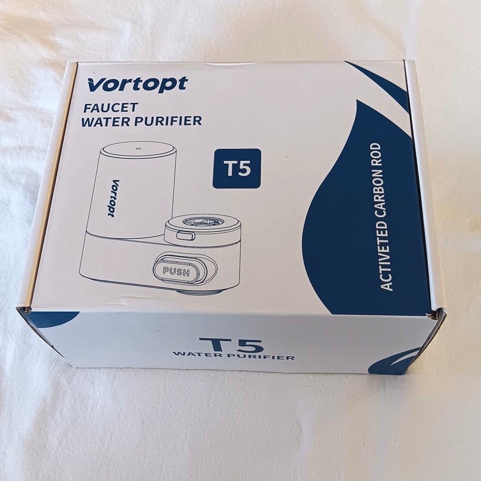 Vortopt Faucet Water Purifier T5 c1 White 350 Gallon Activated Carbon Rod New