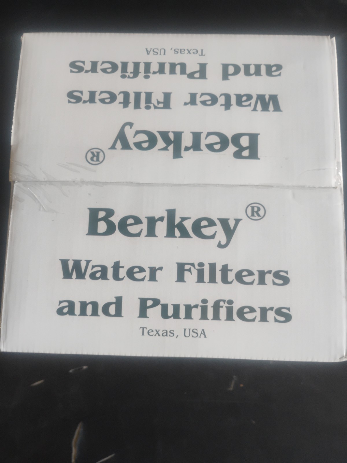 New Berkey Water Purification AISI 304 Stainless Steel 2.1 Gallon
