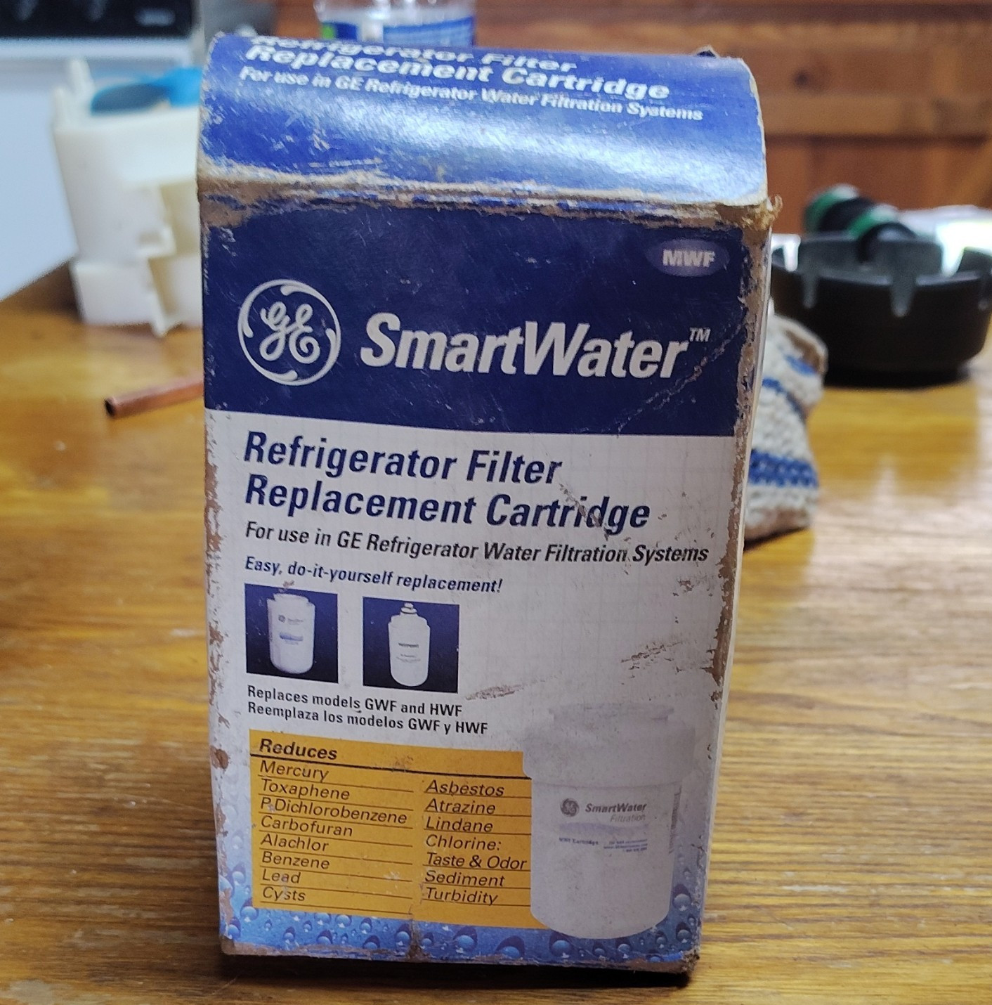 GE SmartWater MWF Refrigerator Water Filter 300 gal Lead/Chlorine Fits GWF