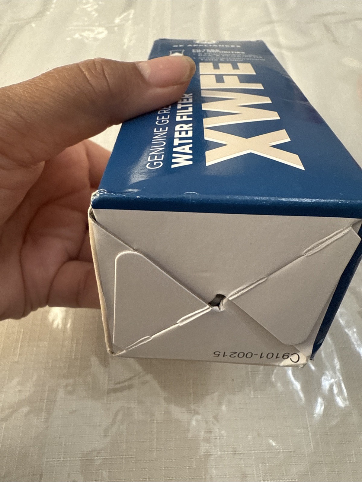 Genuine GE XWFE Refrigerator Water Filter – White OEM original No Chip