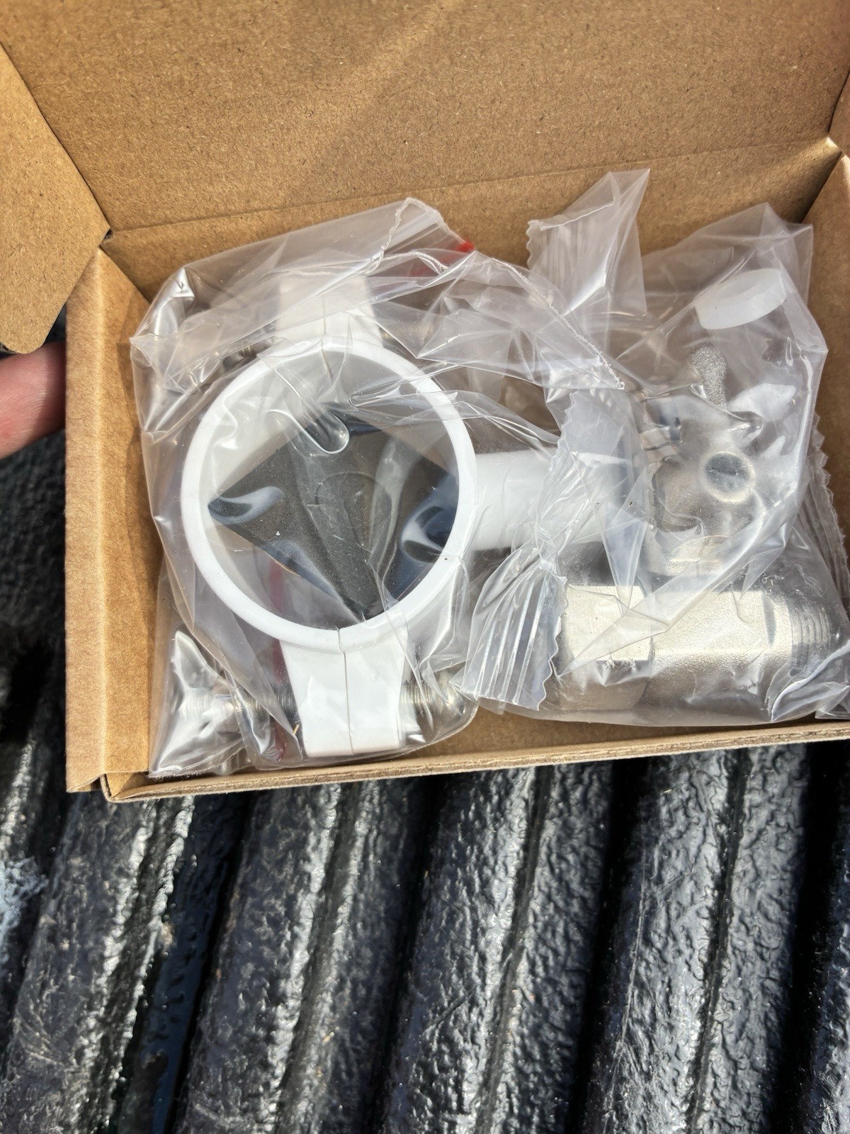 New. SimPure Q3-600T 600GPD 8-Stage Tankless RO System