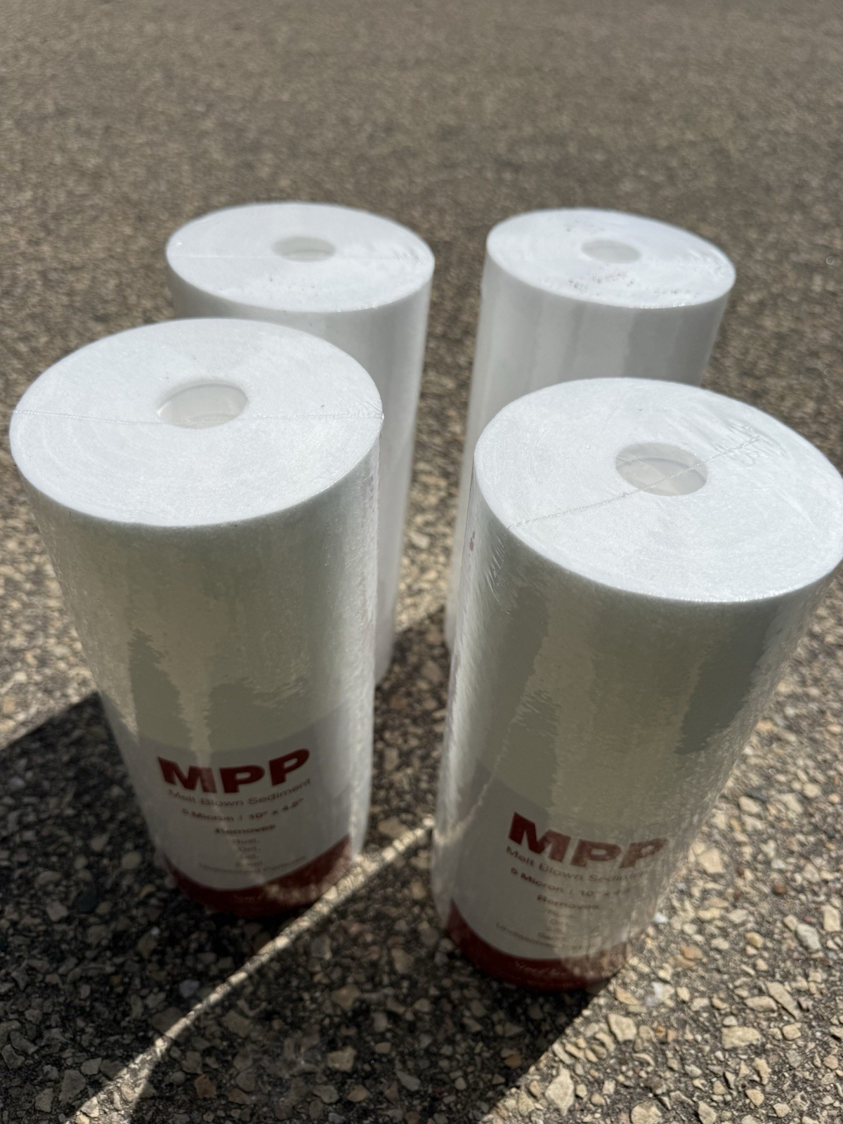 Simpure MPP-F10B-5 Melt Brown Sediment 5 Micron 10″ x 4.5″ Pack of 4 Open Box